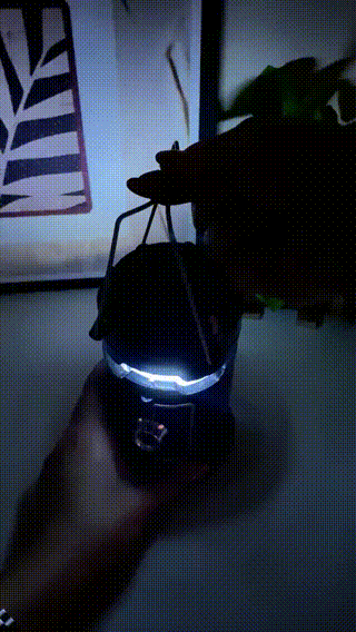 Collapsible LED camping lantern