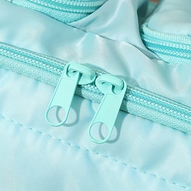 Close view of the organizer