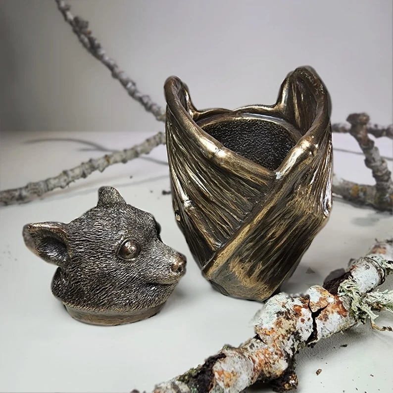 Bronze bat jewelry box open detail
