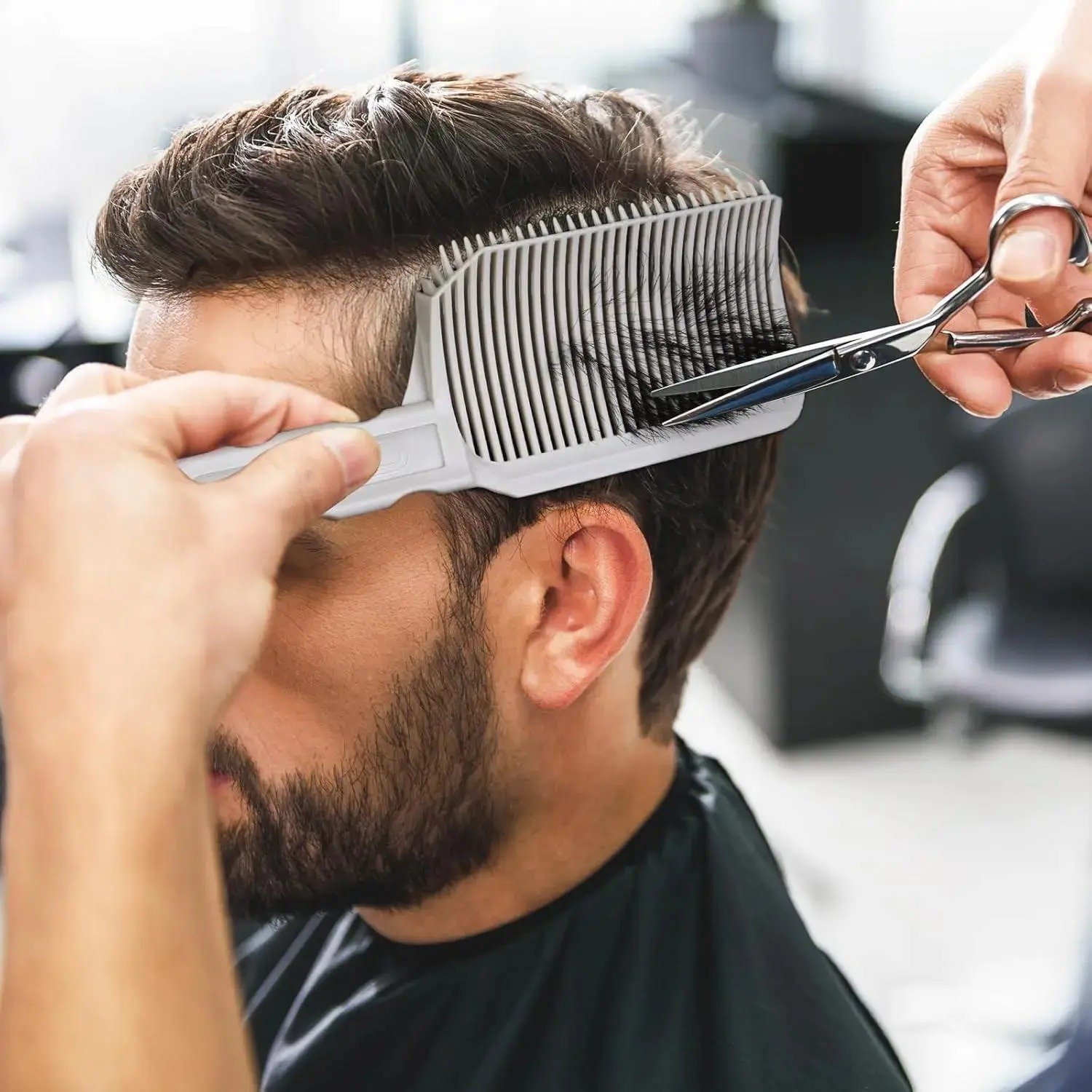 side detail hair trimming image