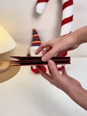 Foldable pop-up Christmas money envelope accordion unfolding surprise animation