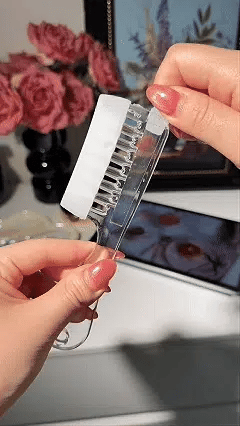 Scalp liquid applicator comb roller ball teeth gliding through hair animation