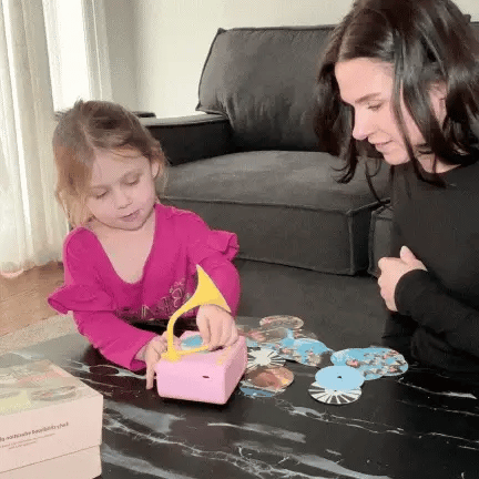 Kids phonograph story machine